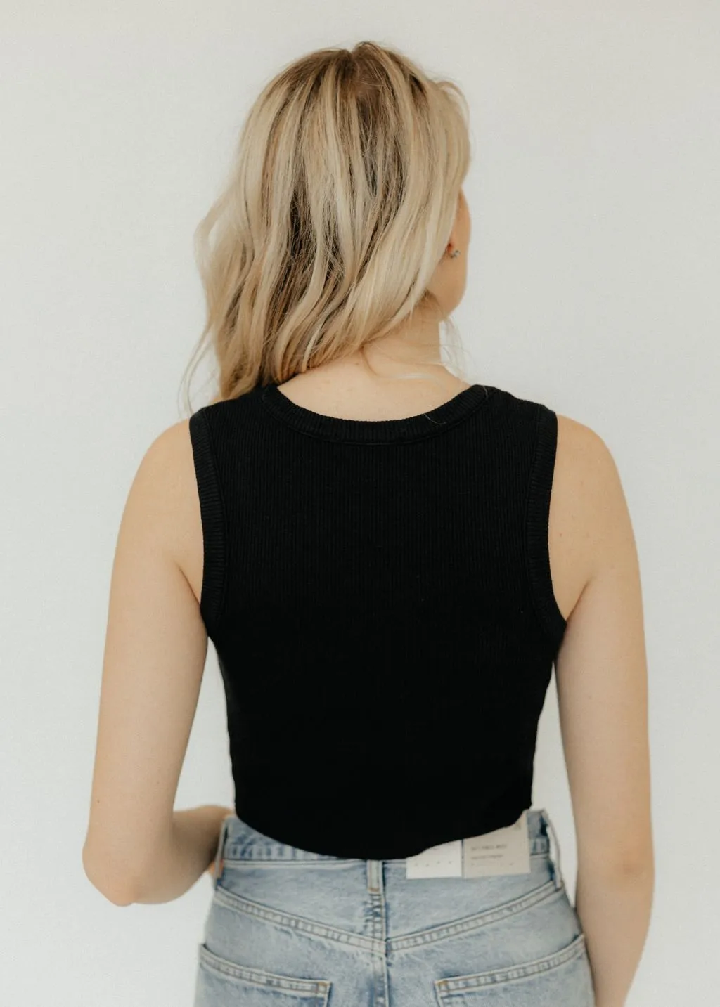 AGOLDE Cropped Poppy Tank in Black