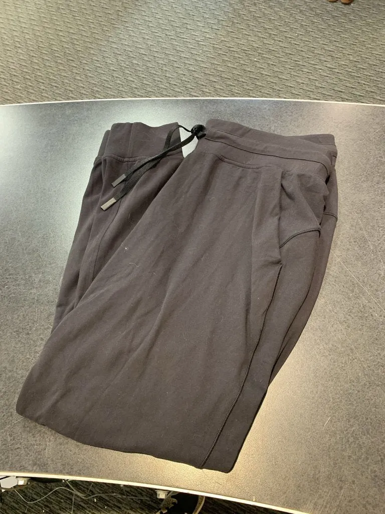 Lululemon flowy joggers L